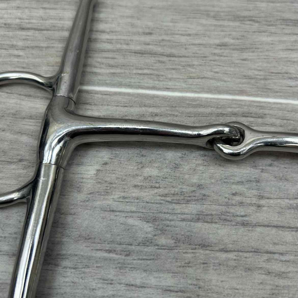 Smucker's Single Joint Large Ring Full Cheek Bit 5.5" (8" Cheeks)