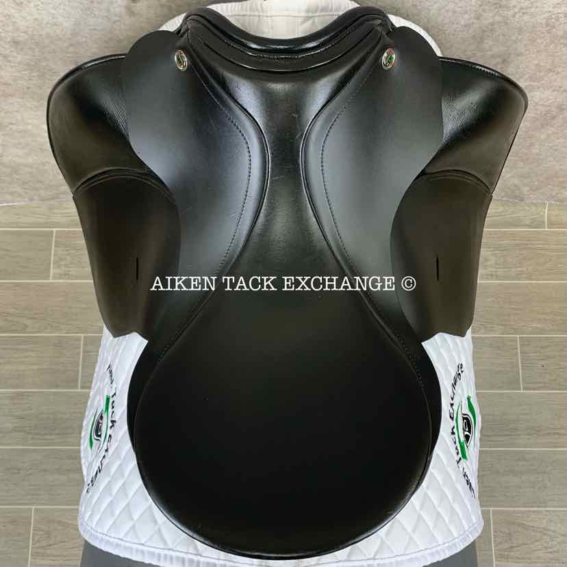 **SOLD** 2022 Karl Niedersuss Crescendo Dressage Saddle, 17.5" Seat, Short Flap, Medium Wide Tree, Wool Flocked Panels