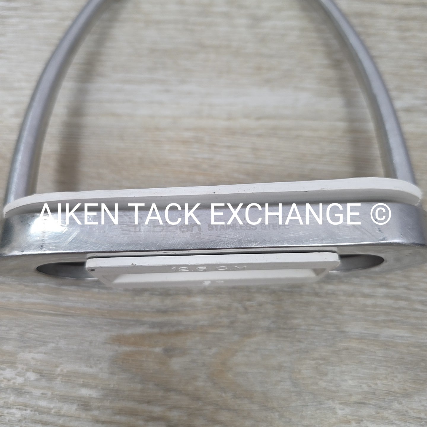 Stubben Fillis Stirrup Irons, 5"