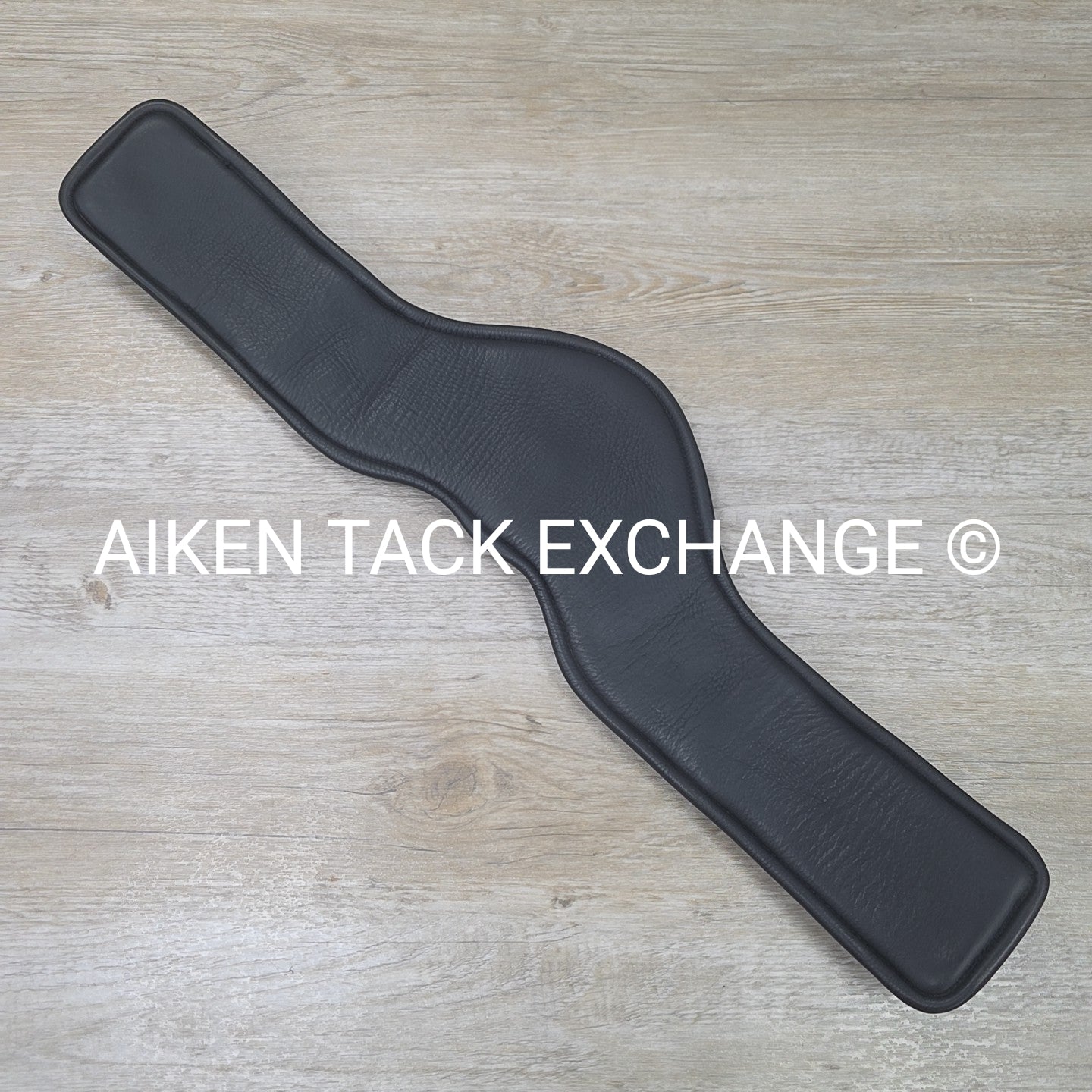 Shires Velociti Lusso Dressage Girth, 26"