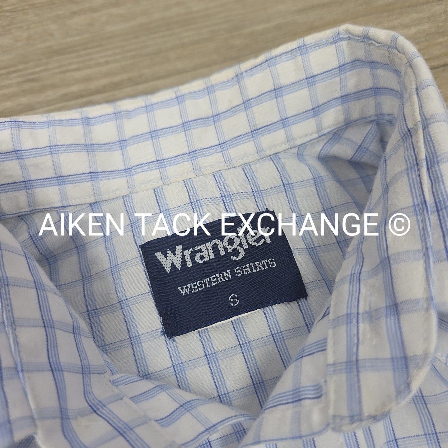 Wrangler Long Sleeve Button Up Shirt, Men's Small