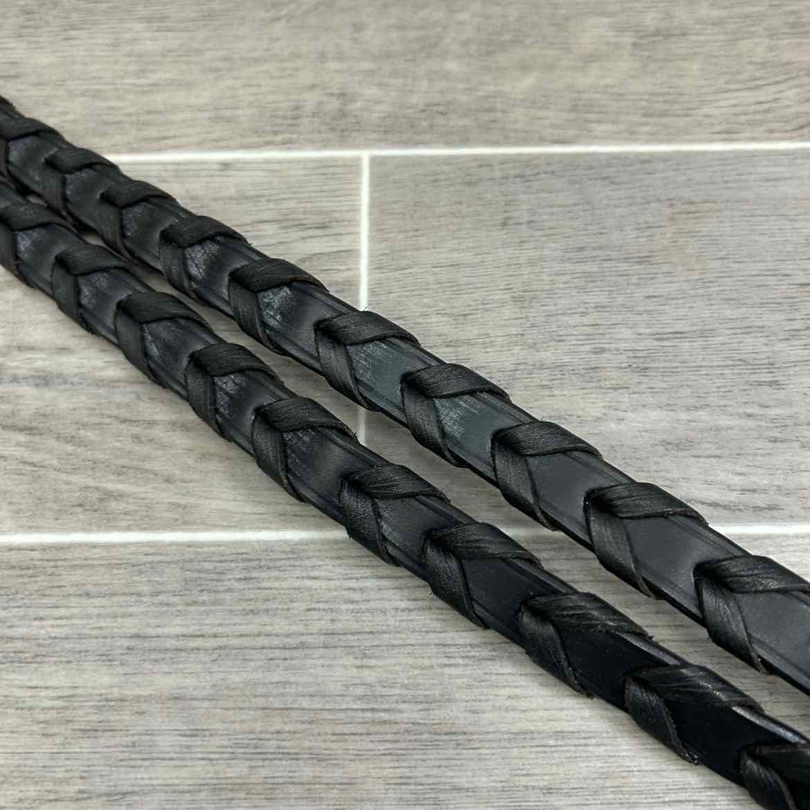 Flat Laced Reins, Black, 53"