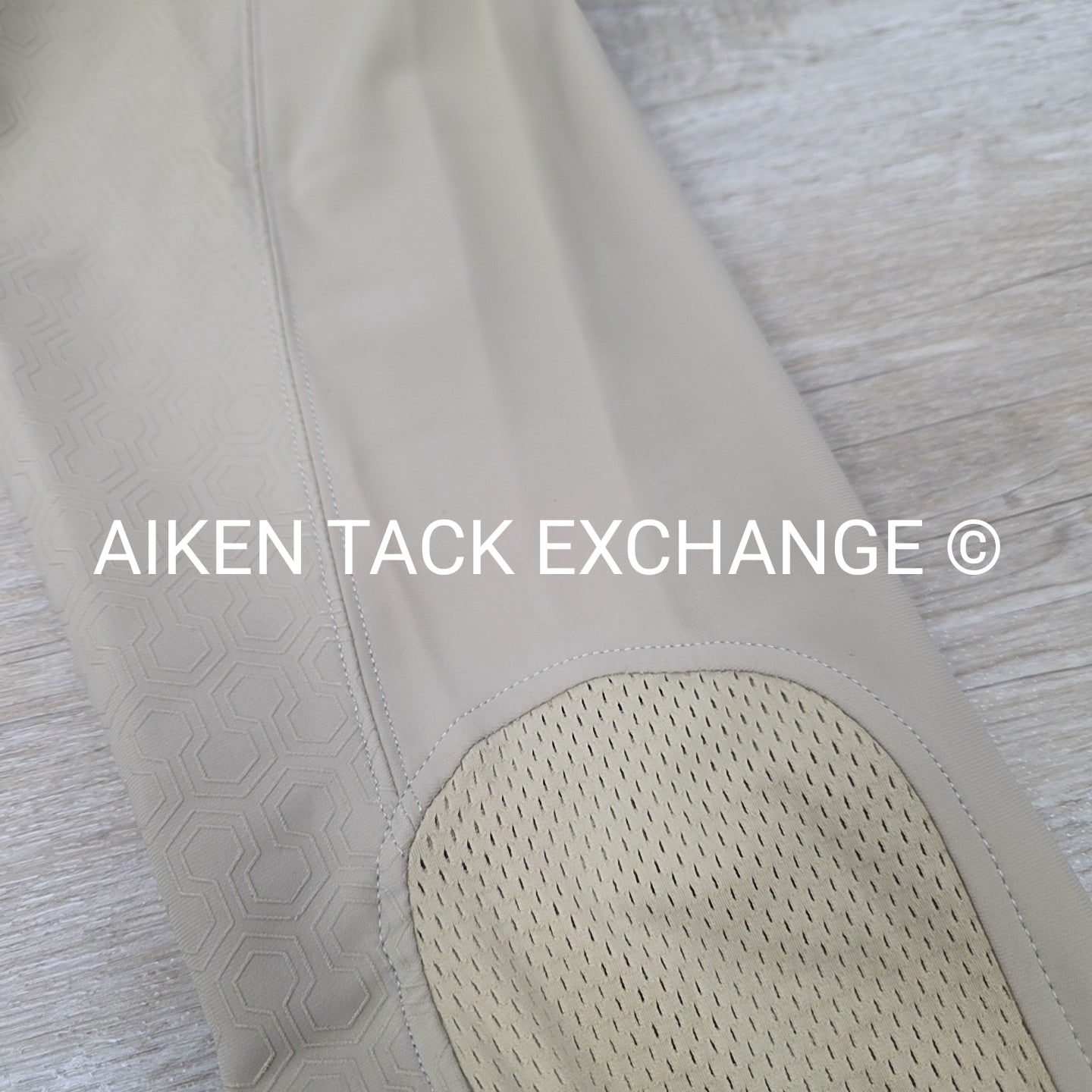 Ariat Tri Factor Silicone Grip Full Seat Breeches, Size 32 R