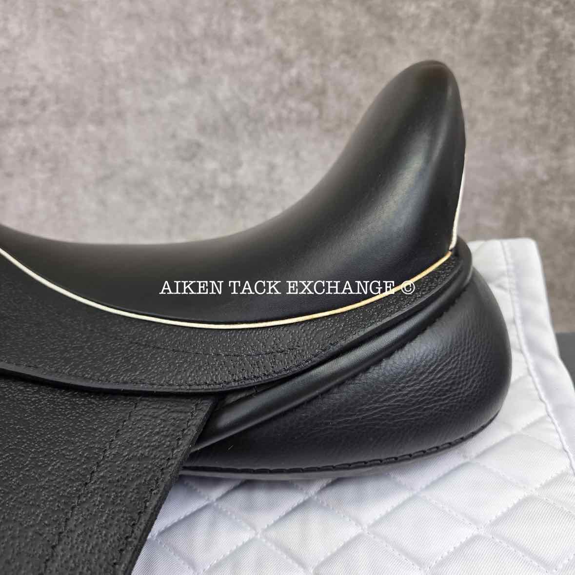 2021 Black Country Carlow Dressage Saddle, 18" Seat, Medium Wide Tree, Wool Flocked Panels