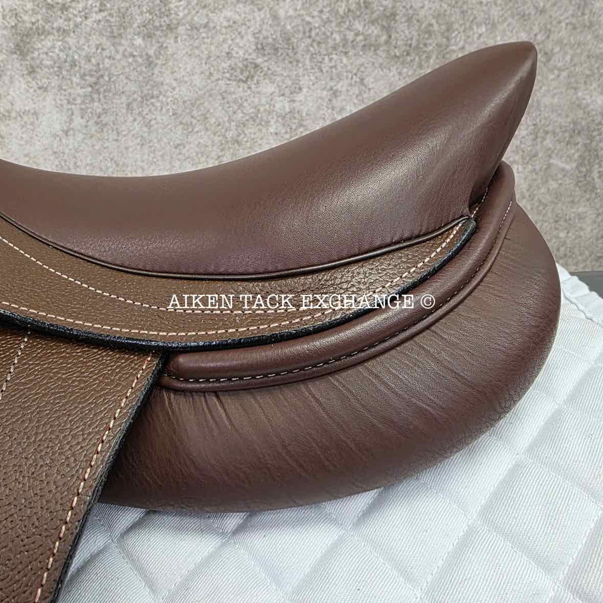 **SOLD** HDR - Henri de Rivel Club Close Contact Plus Saddle, 16.5" Seat, Adjustable Tree - IGP Changeable Gullet, Foam Panels