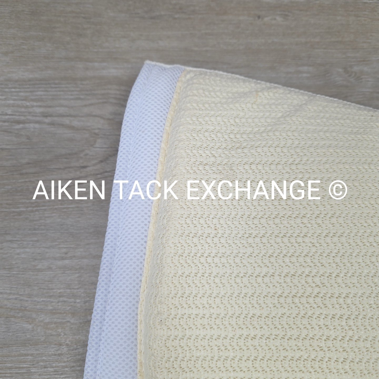 Ecogold Calmatech Dressage Saddle Pad