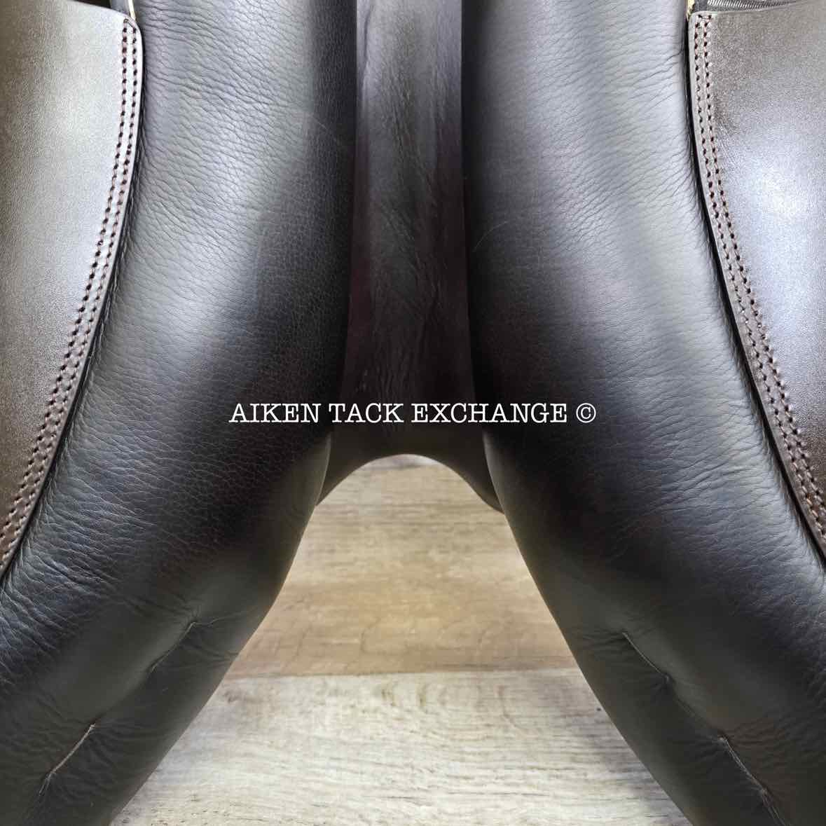 **SOLD** 2020 Stubben Phoenix Elite Jump Saddle, 17.5" Seat with Biomex, 28cm Tree - Medium, Wool Flocked Panels