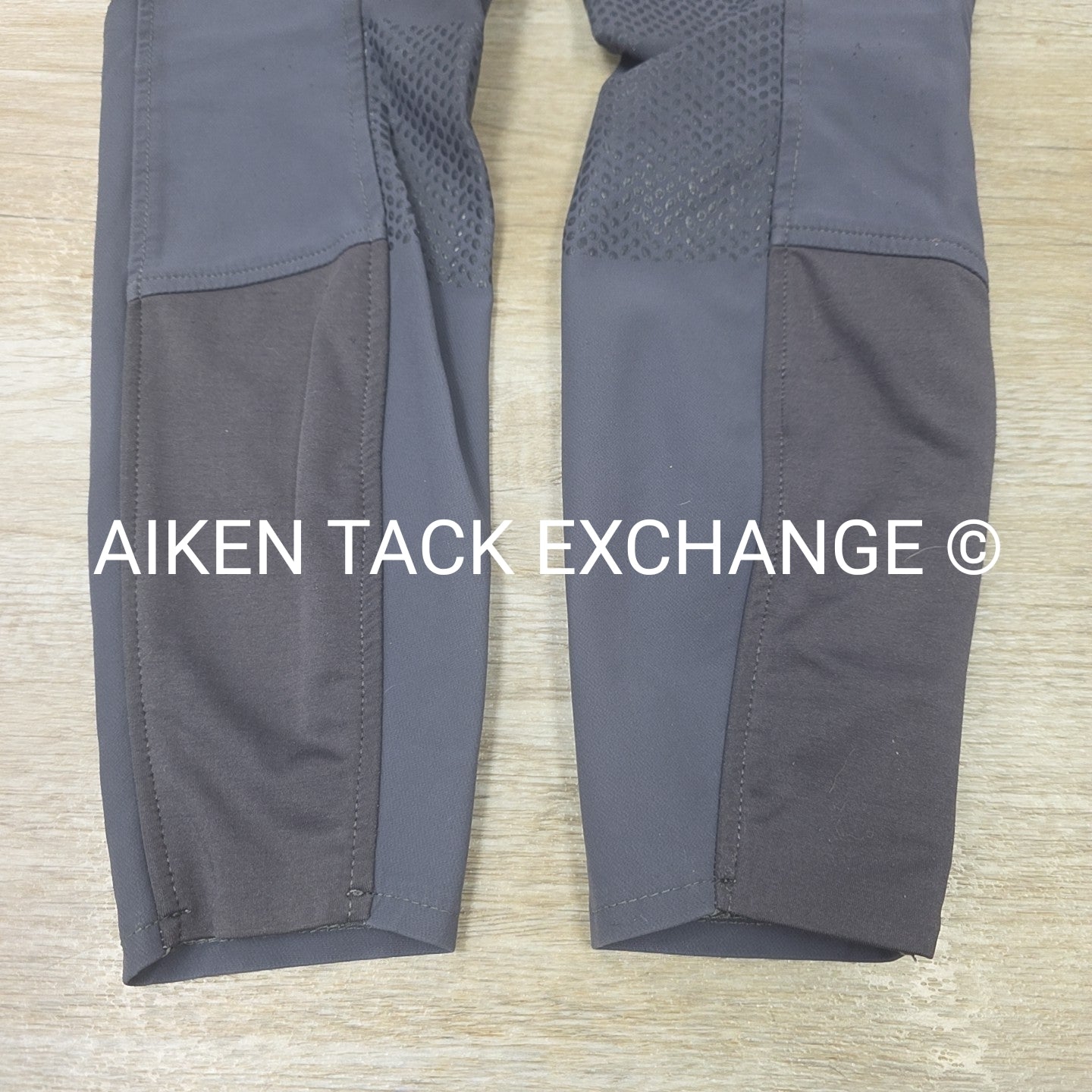 BARGAIN BUNDLE: B Vertigo Silicone Extended Leg Breeches, 24 & Kerrits Knee Patc