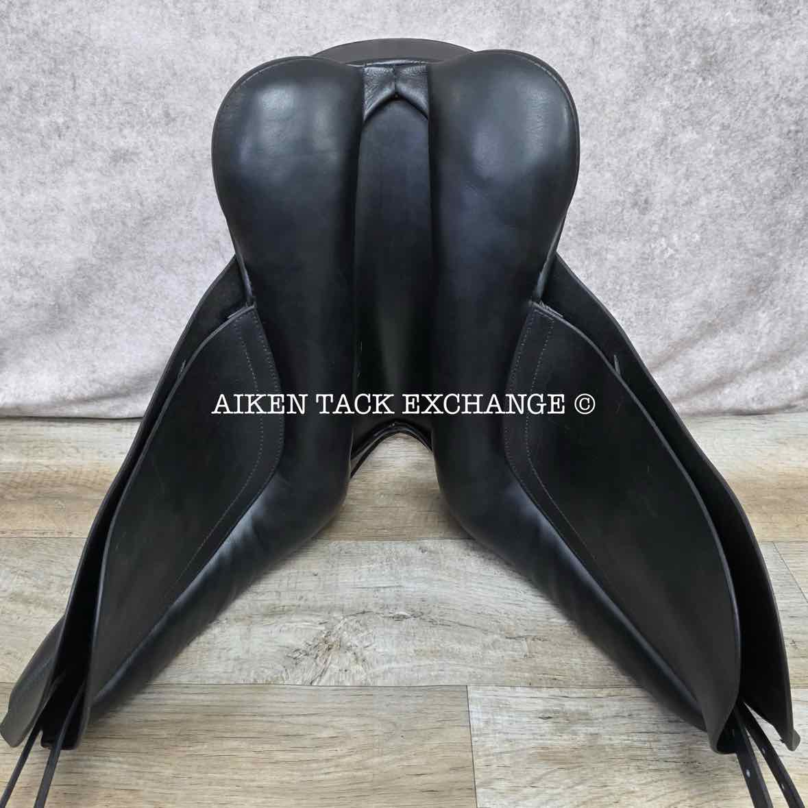 2007 Black Country Eloquence Dressage Saddle, 18" Seat, Wide Tree, Wool Flocked Panels