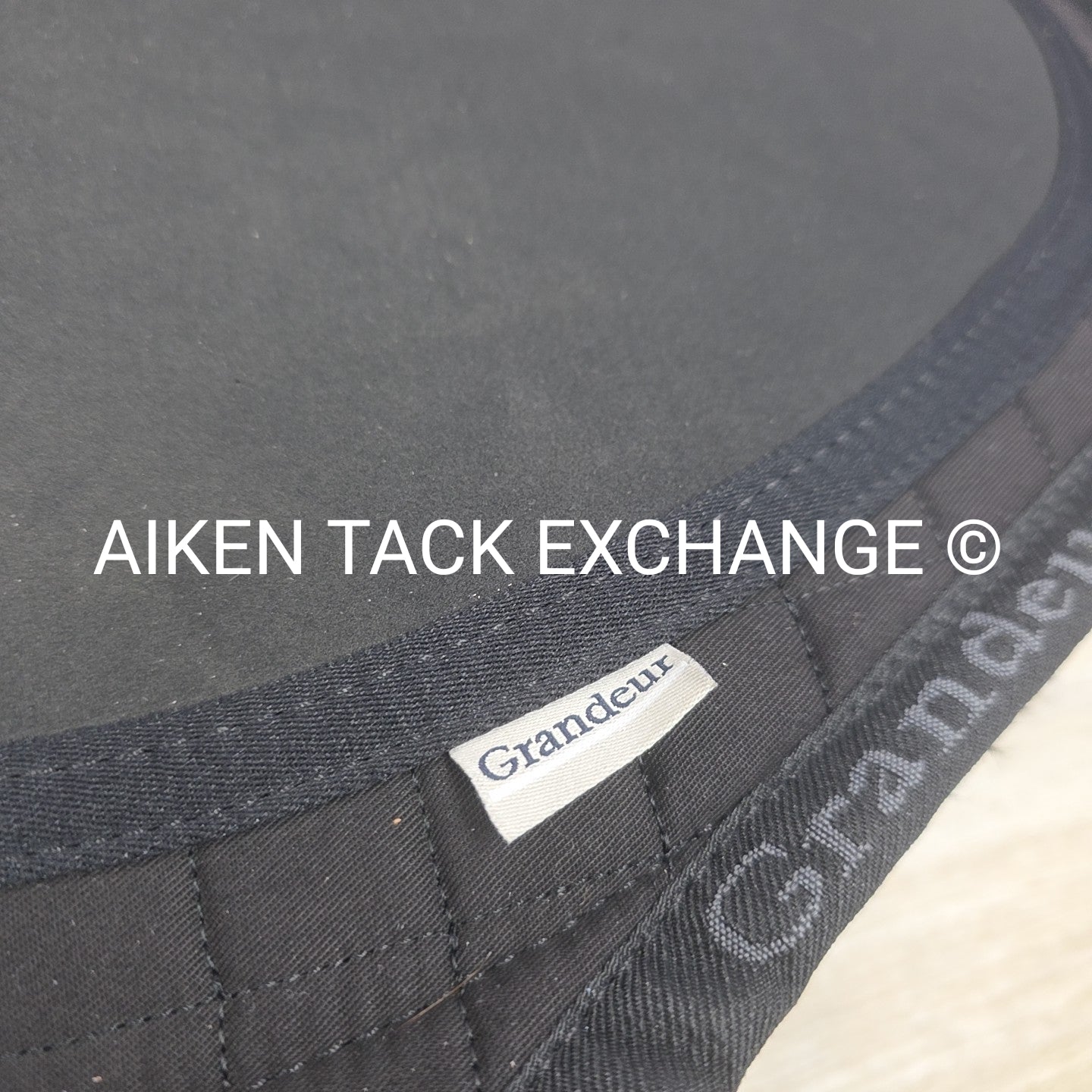 Grandeur Physio Saddle Pad for Treeless Saddle