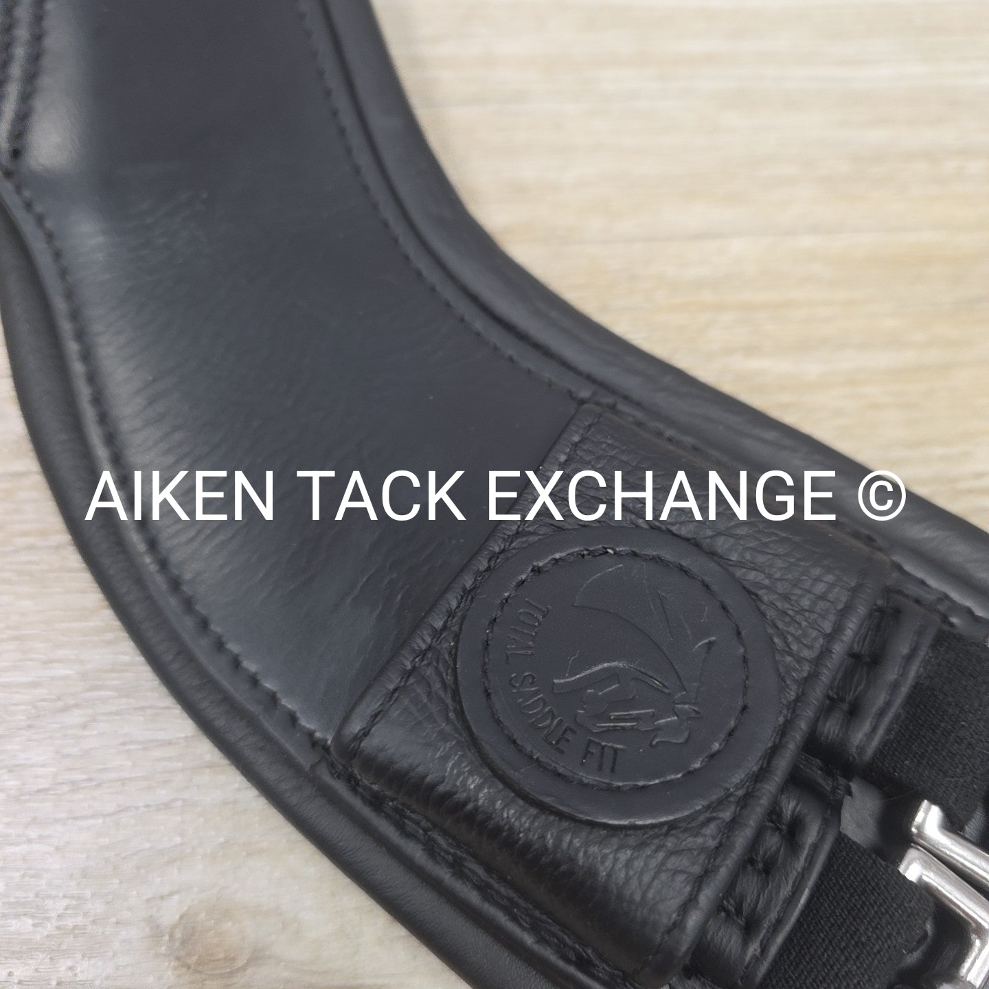Total Saddle Fit StretchTec Shoulder Relief Girth with Leather Liner, 26"