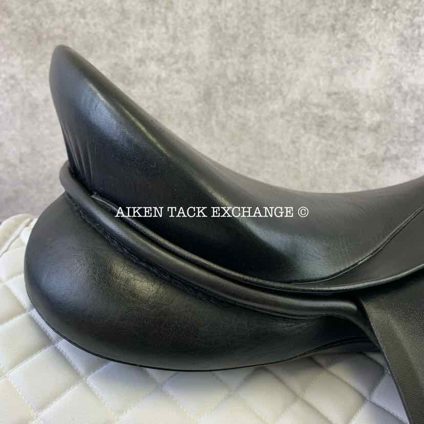 **SOLD** 2006 Passier Corona Dressage Saddle, 18" Seat, Long Flap, Medium Wide Tree, Wool Flocked Panels