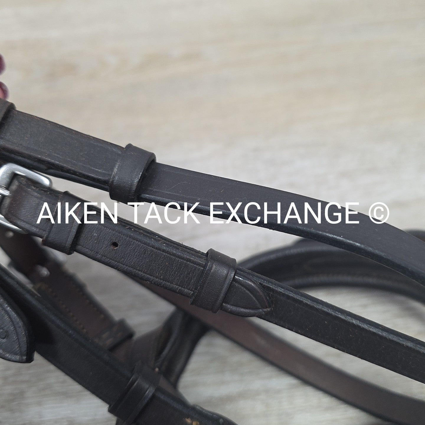 English Bridle with Clincher Noseband, No Flash Strap, No Reins, Brown, Size Cob