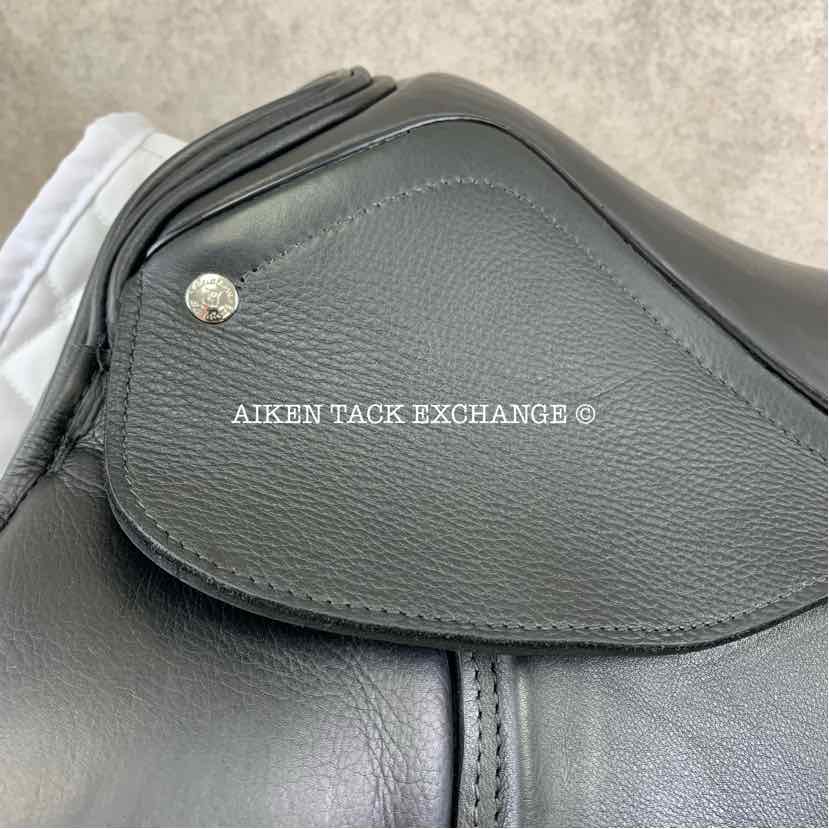 2018 Custom Saddlery Advantage Monoflap Dressage Saddle, 17.5” Seat, Adjustable Tree, Wool Flocked Panels
