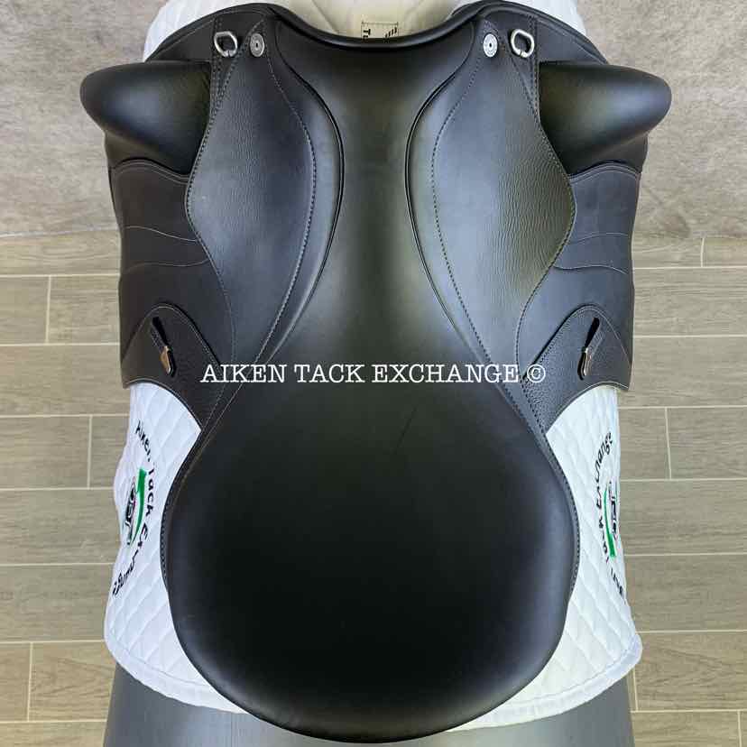 **SOLD** 2021 Equipe Glamour E-Carbon Monoflap Dressage Saddle, 17" Seat, Flex Tree - Medium Wide, Foam Panels