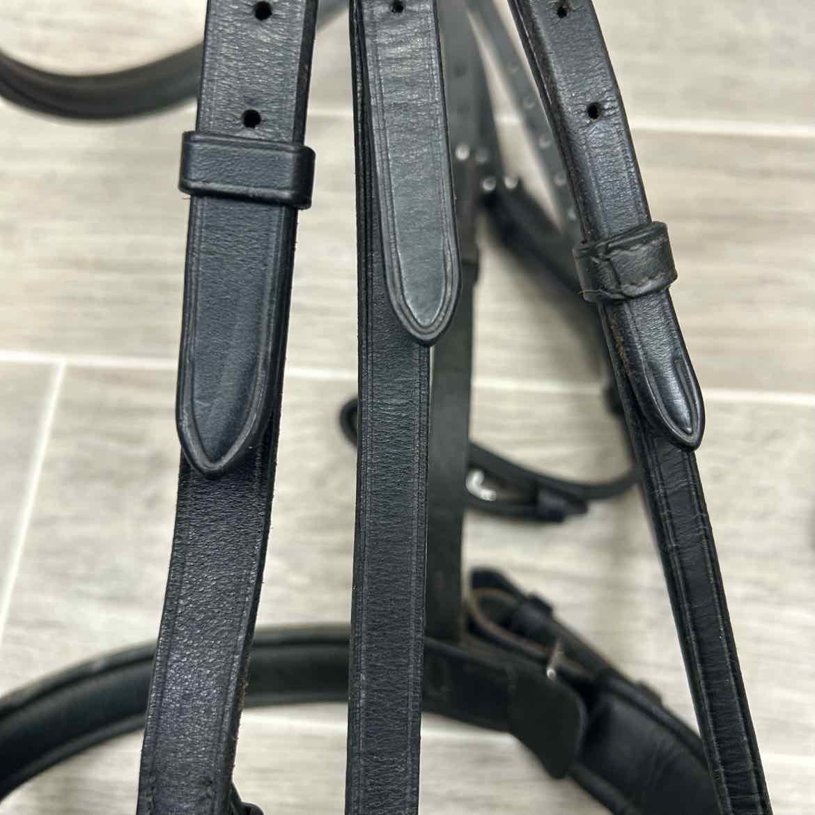 Vespucci Double Raised Dressage Bridle with Reins, Missing Flash, Black, Size Fu