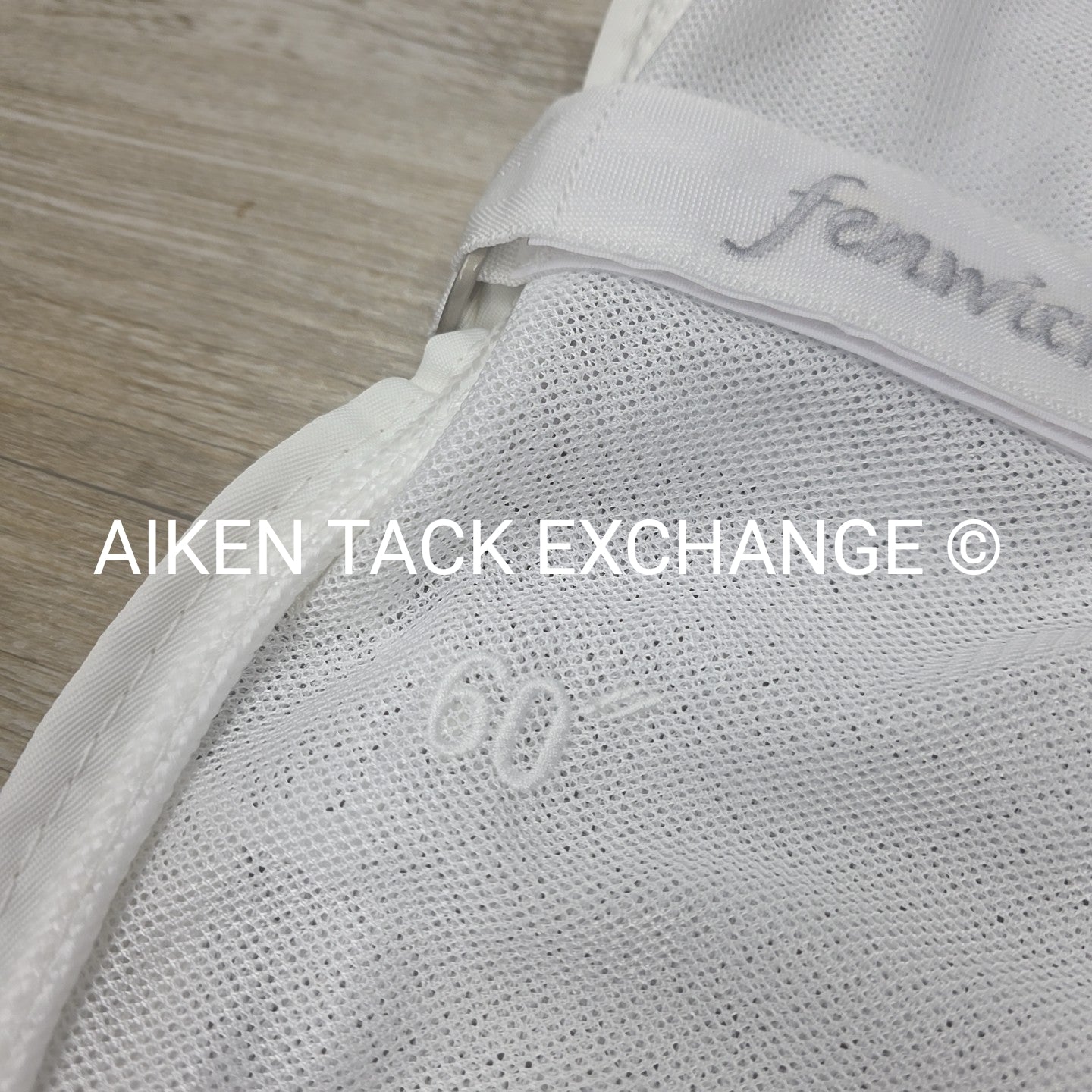 Fenwick Equestrian BodyGuard Mesh Cooler, White (has some marks) 60"