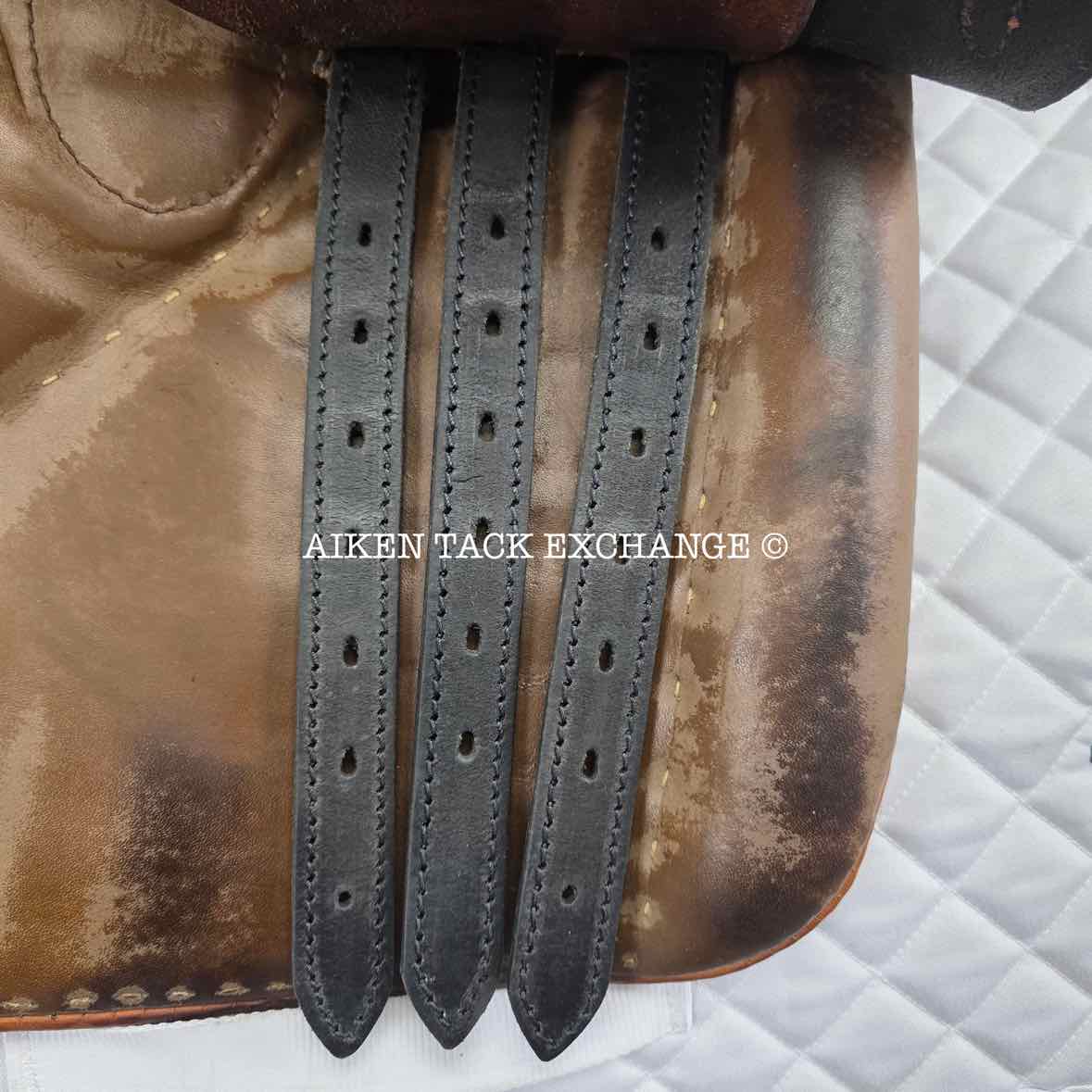 Stubben Siegfried Saddle, 18.5" Seat, 31cm Tree - Medium Wide, Wool Flocked Panels