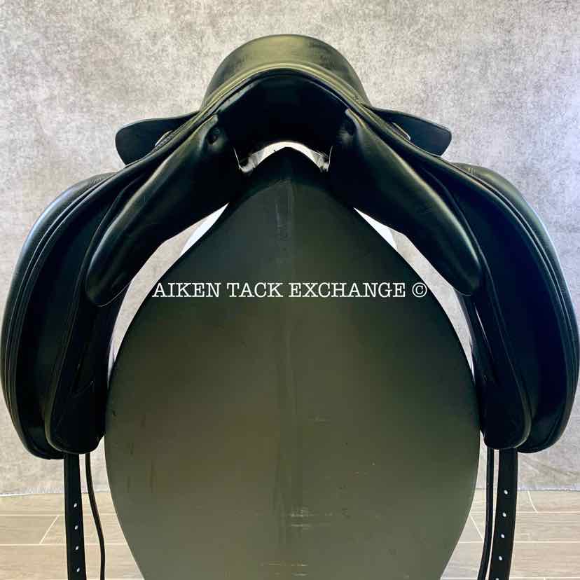 **SOLD** 2003 Amerigo Cervia Dressage Saddle, 17.5" Seat, Wide Tree, Wool Flocked Panels