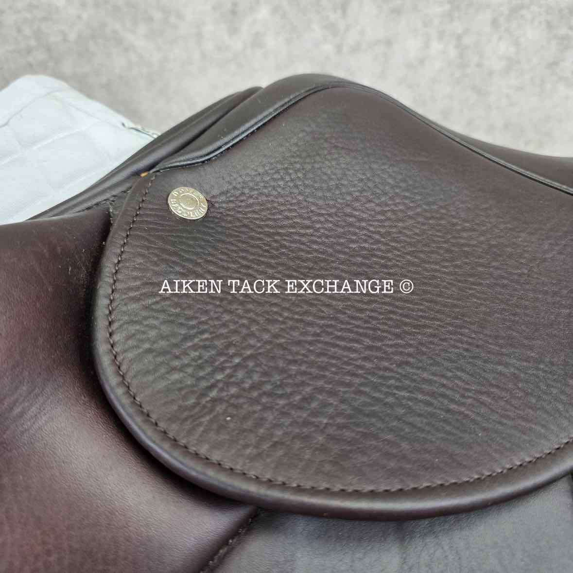 2019 Circuit by Dover Saddlery Premier Monoflap Jump Saddle, 17" Seat, Medium Wide Tree, Wool Flocked Panels
