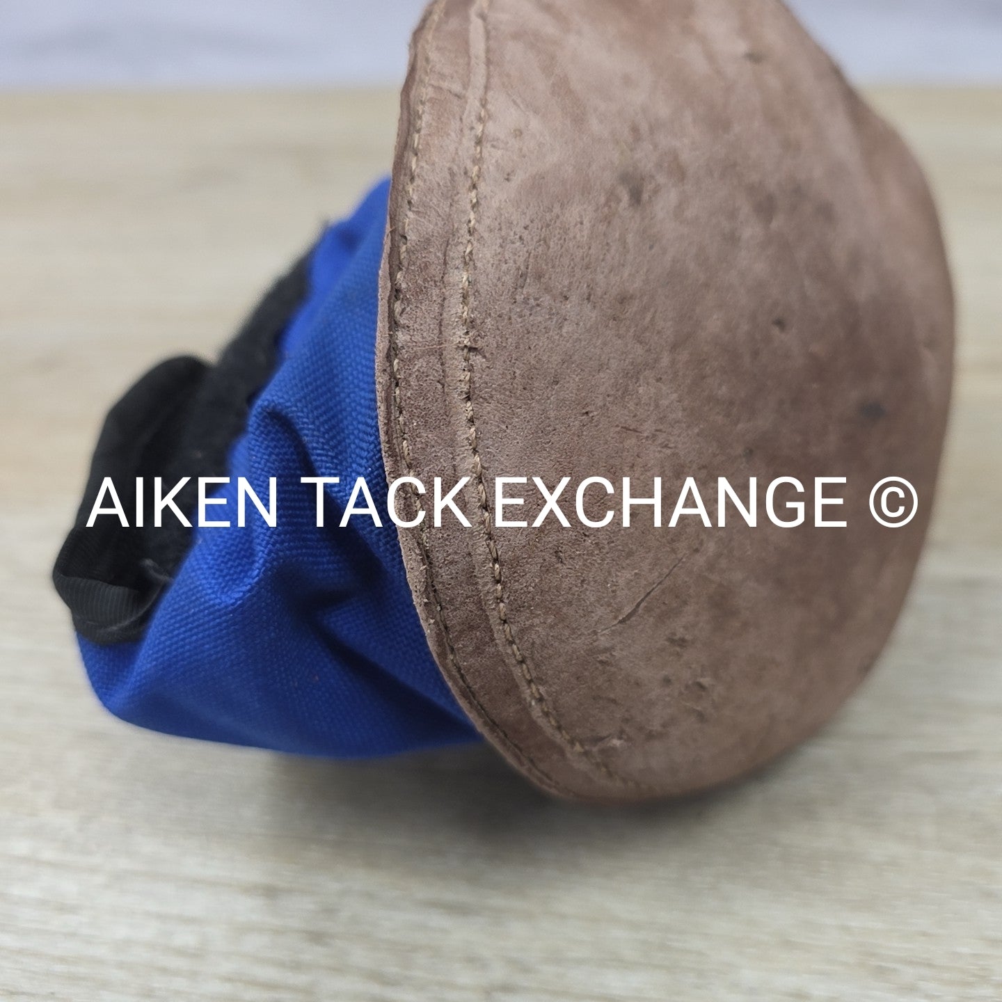 Bluegrass Animal Products Deluxe Equine Slipper, Size Medium