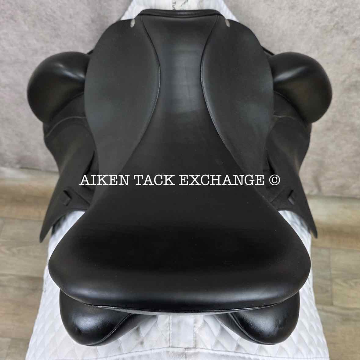2016 Custom Saddlery Wolfgang Solo Monoflap Dressage Saddle, 17.5" Seat, Adjustable Tree, Wool Flocked Panels