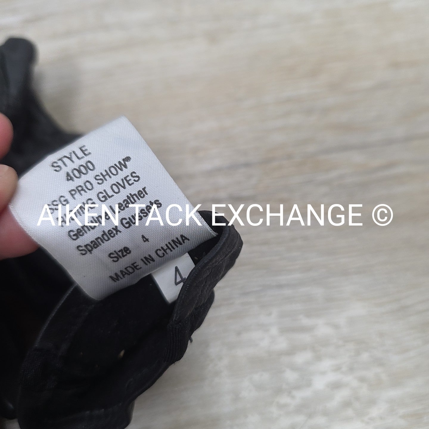 SSG Children's Pro Show Gloves, Size 4