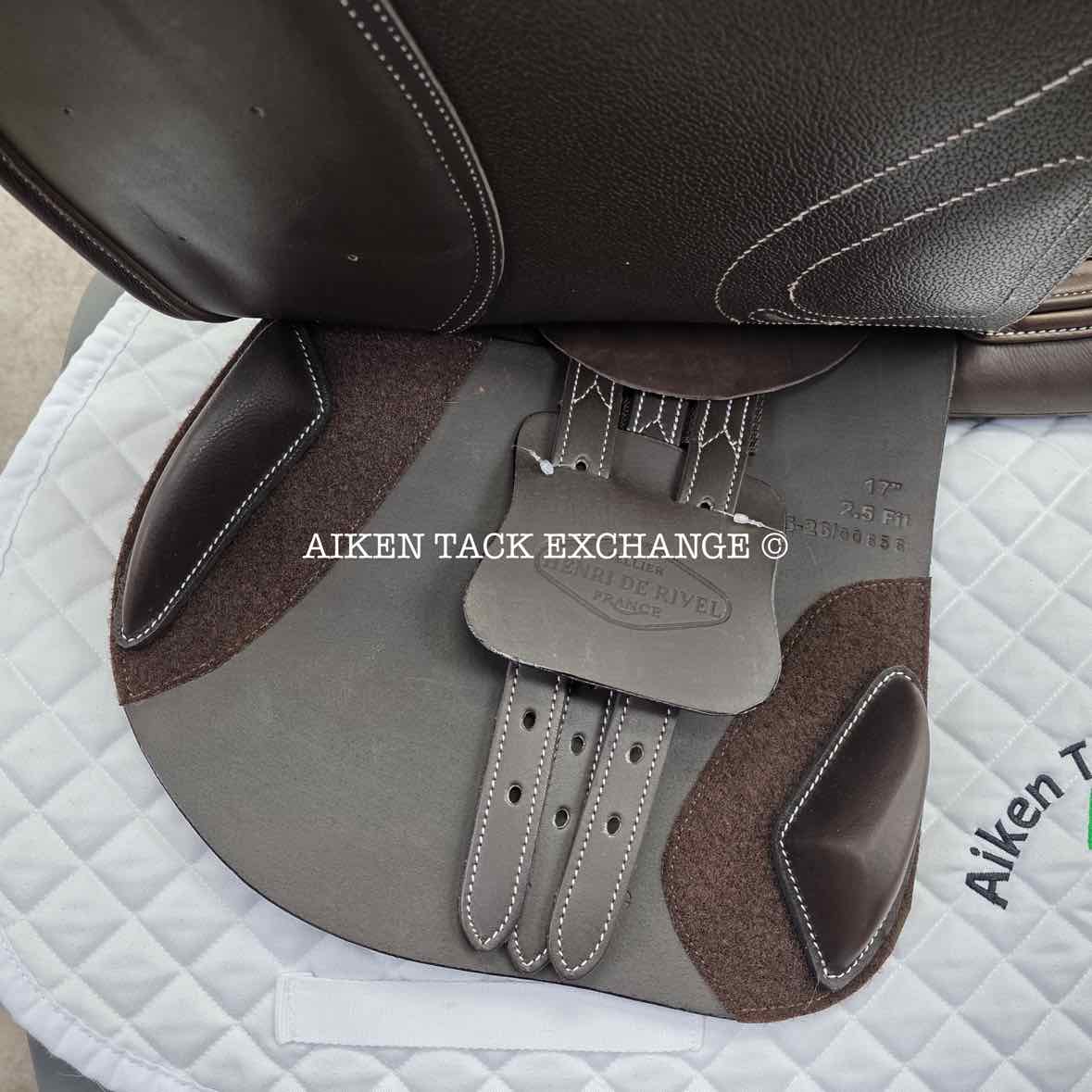 HDR - Henri de Rivel Evolution IGP Close Contact Jump Saddle, 17" Seat, Adjustable Tree - Changeable Gullet, Foam Panels
