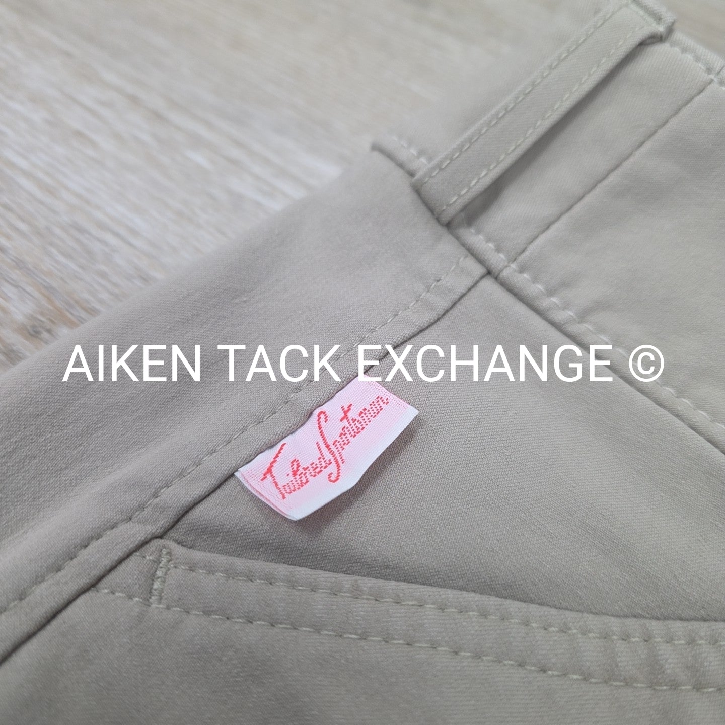 Tailored Sportsman Trophy Hunter Knee Patch Breeches, Size 14 R