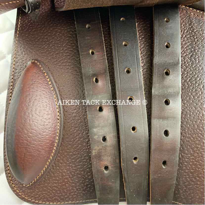 2023 CWD SE32 2GS Mademoiselle Close Contact Jump Saddle, 17.5" Seat - S2, 2L Flap, Dynamik Flex Tree - Medium, Foam Panels, Full Buffalo Leather