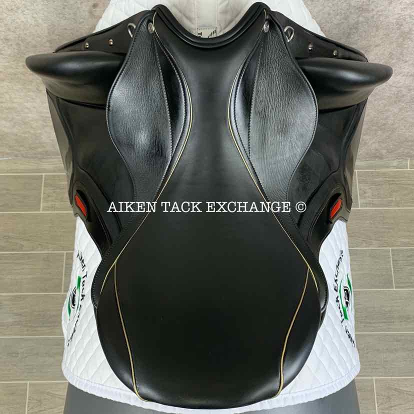 2021 Aviar Rook 1.0 Monoflap Dressage Saddle, 17.5" Seat, Adjustable Flex Tree, Foam Panels