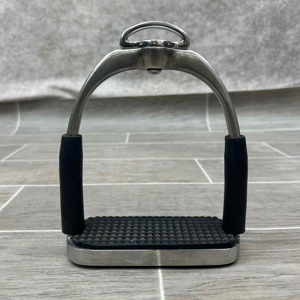 MDC Ultimate Stirrups, 4.75'