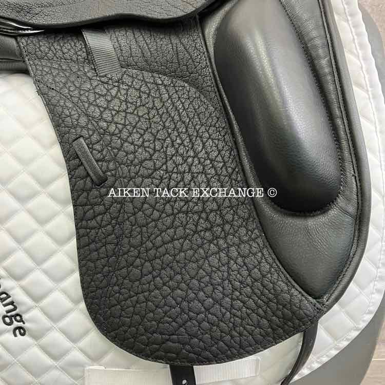 2024 Custom Saddlery Wolfgang Matrix MKII Monoflap Dressage Saddle, 17.5" Seat, Adjustable Tree, Wool Flocked Pony Panels