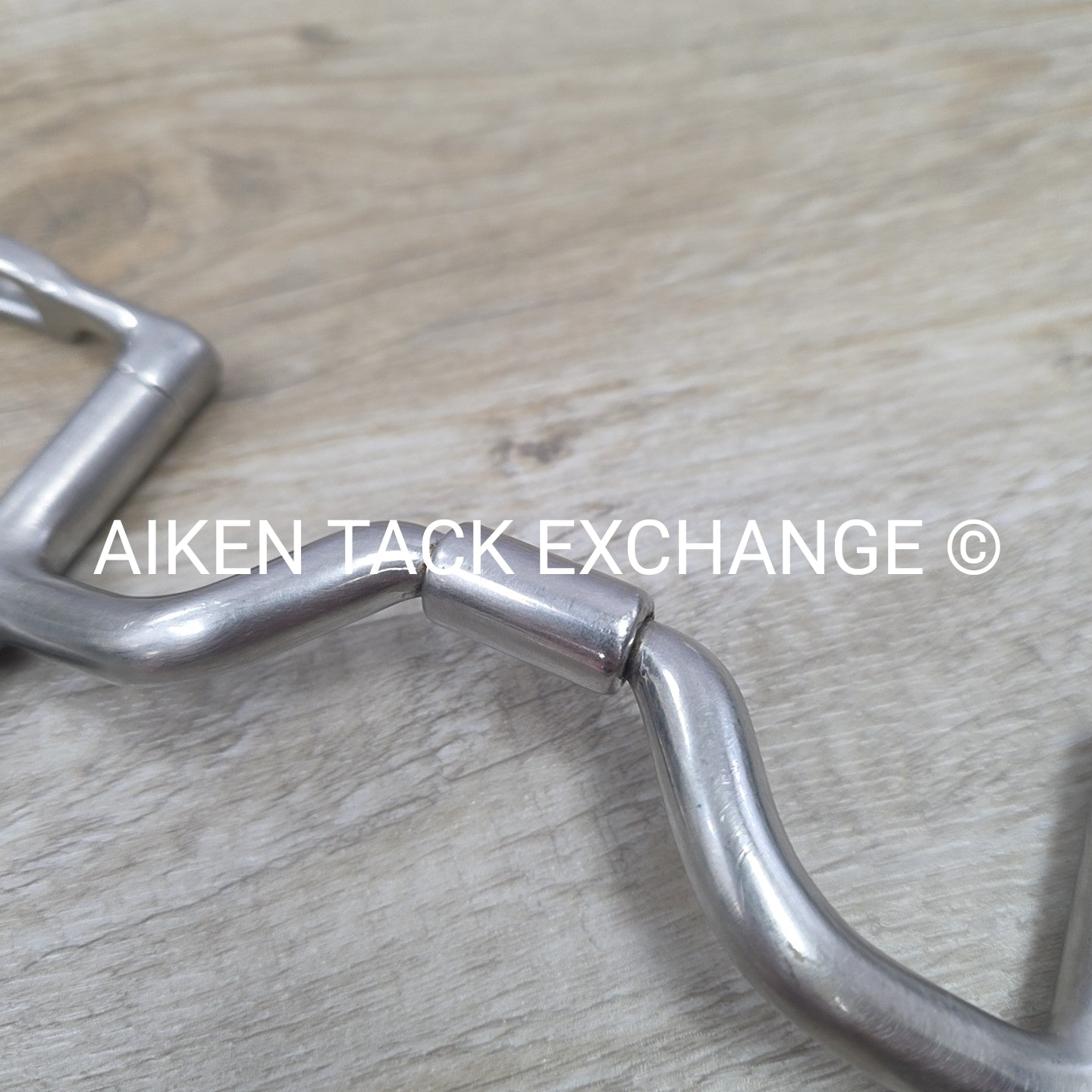 Myler English Dee with Hooks and Narrow Low Ported Barrel MB 43 LP 5"