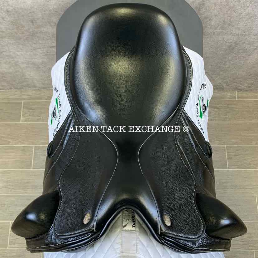 **SOLD** 2022 Fairfax Rebecca Monoflap Dressage Saddle, 17.5" Seat, Adjustable Tree - Changeable Gullet, Wool Flocked Panels