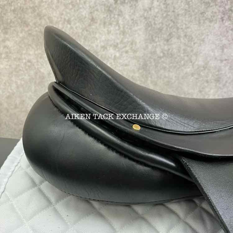 Albion Style Dressage Saddle, 18" Seat, Medium Tree, Wool Flocked Panels