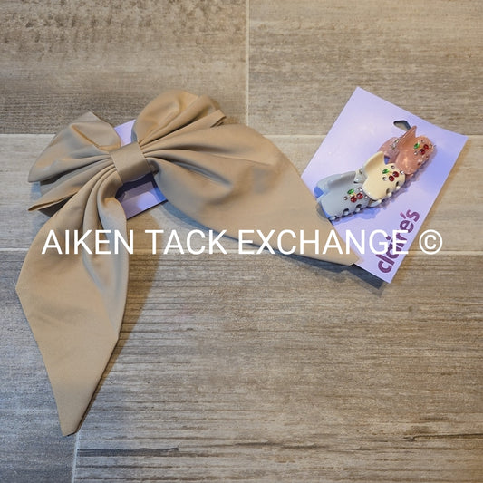 Claire's Hair Bundle - 3 Claw Clip, 1 Hair Clip