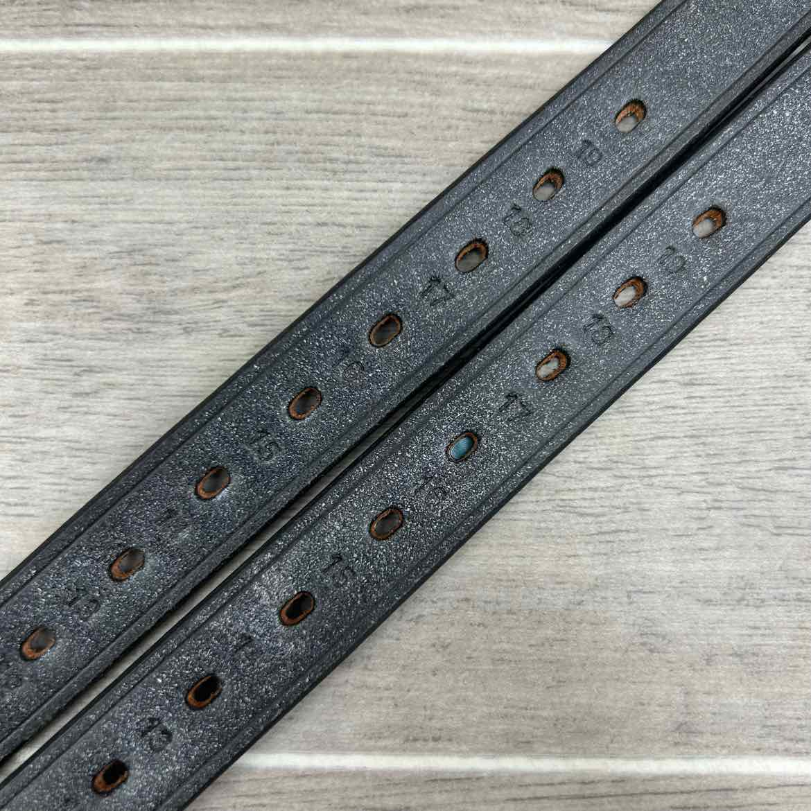 Ovaton Half Hole Stirrup Leathers, Black, 57", Brand New