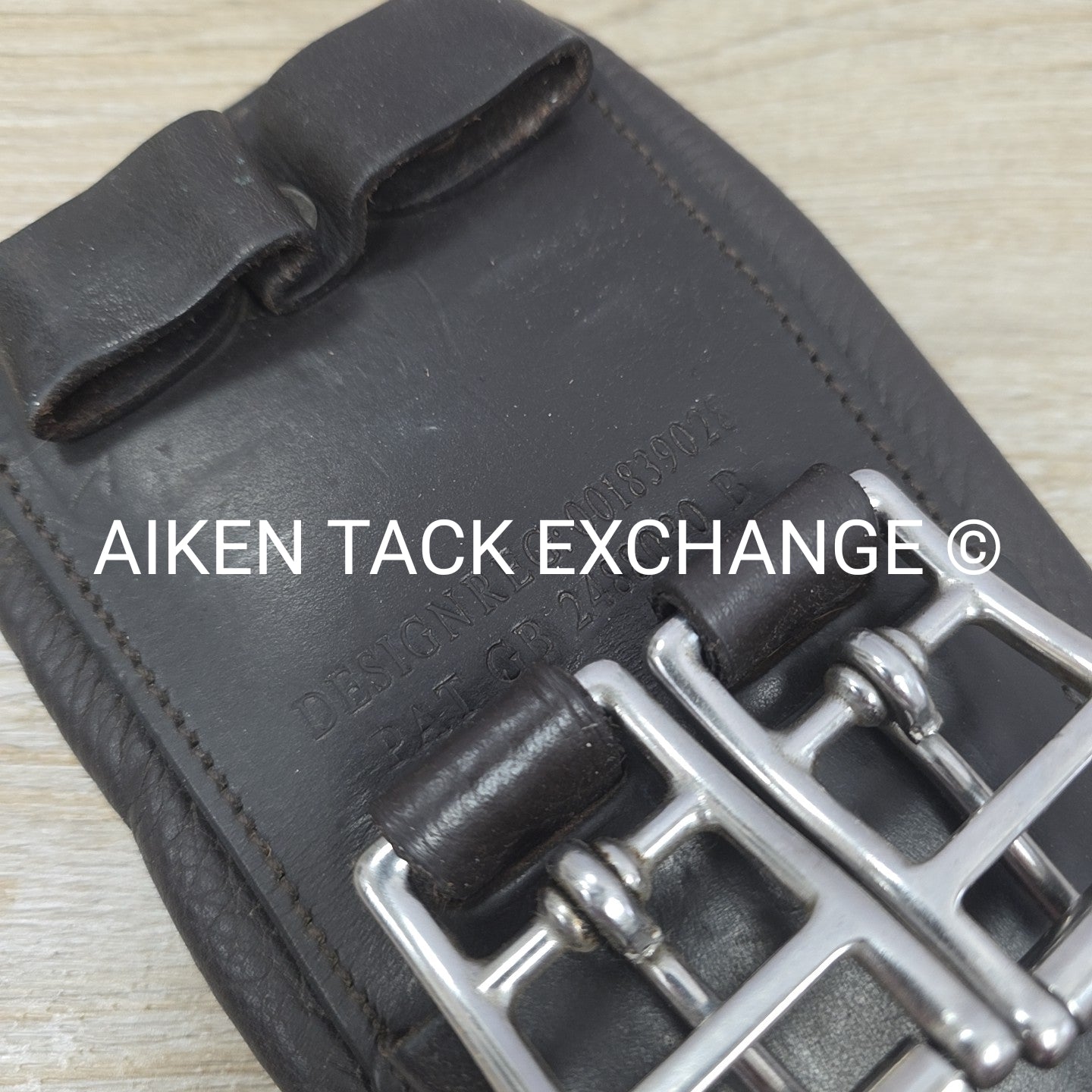 Fairfax Short Stud Guard Belly Guard Girth, Size 28" (has blemishes)