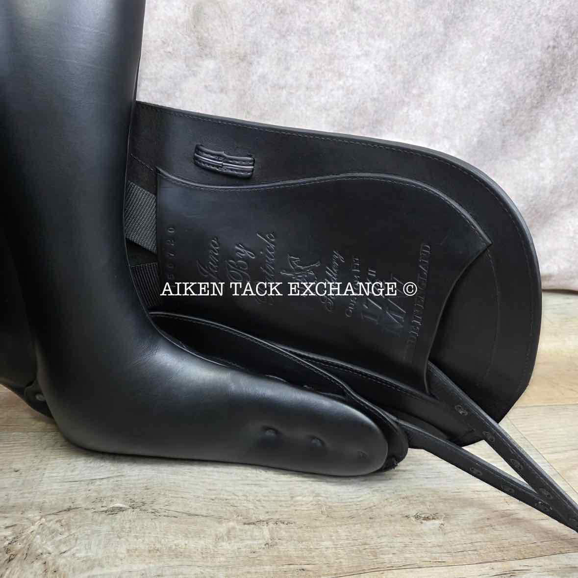 2020 Patrick Juno Monoflap Dressage Saddle, 17.5" Seat, Medium Wide Tree, Wool Flocked Panels