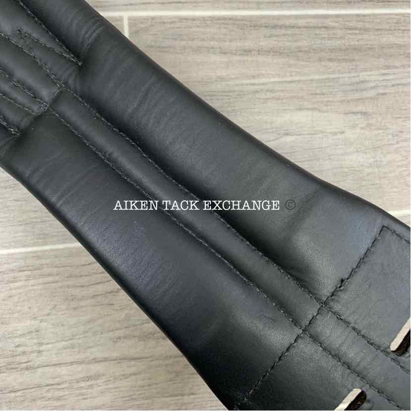 Trilogy Padded Leather Contoured Dressage Girth, Black, 20"