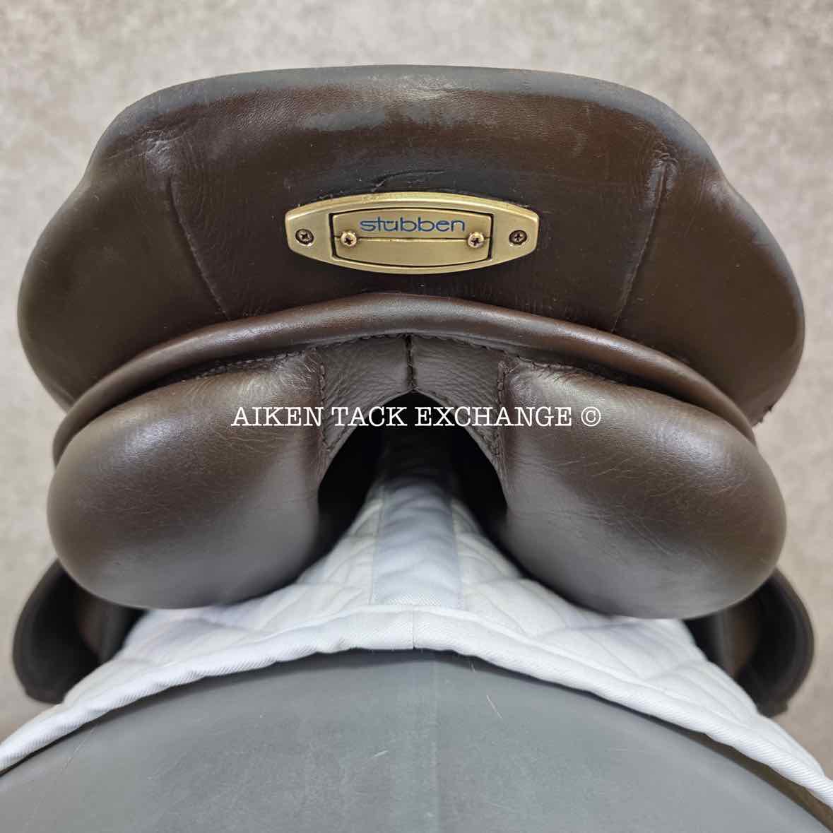 2007 Stubben Roxane Deluxe Jump Saddle, 18.5" Seat, 32cm Tree - Wide Tree, Wool Flocked Panels