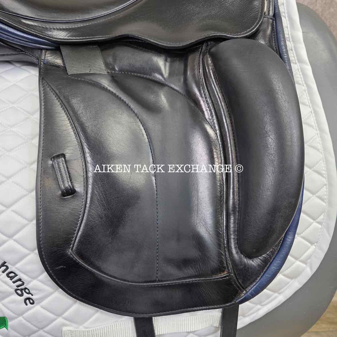 2017 Custom Saddlery Advantage Monoflap Dressage Saddle, 18" Seat - Short Flap, Adjustable Tree, Wool Flocked Panels