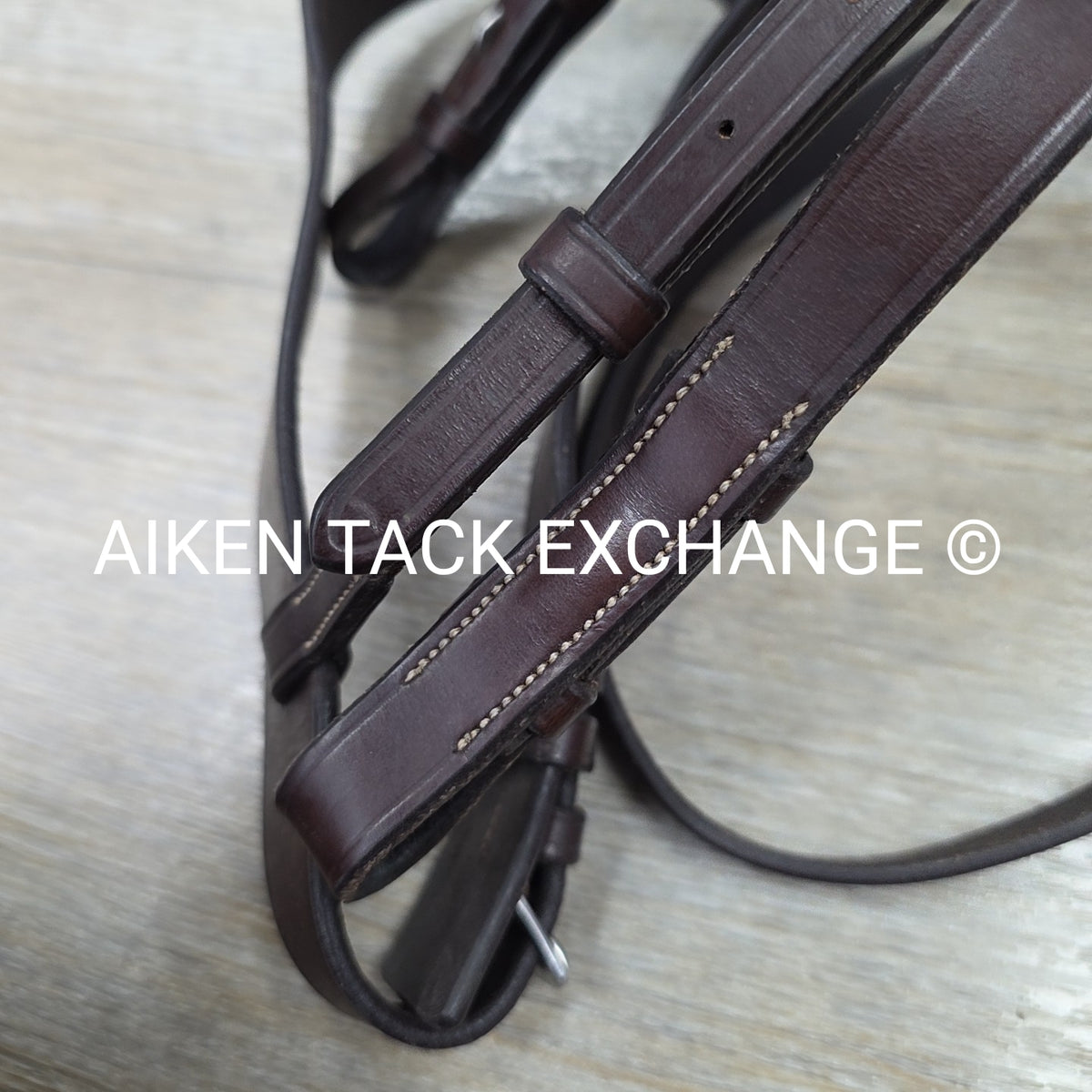 Horse Country Flat Hunt Bridle with Matching Flat Reins, Brown, Size Full