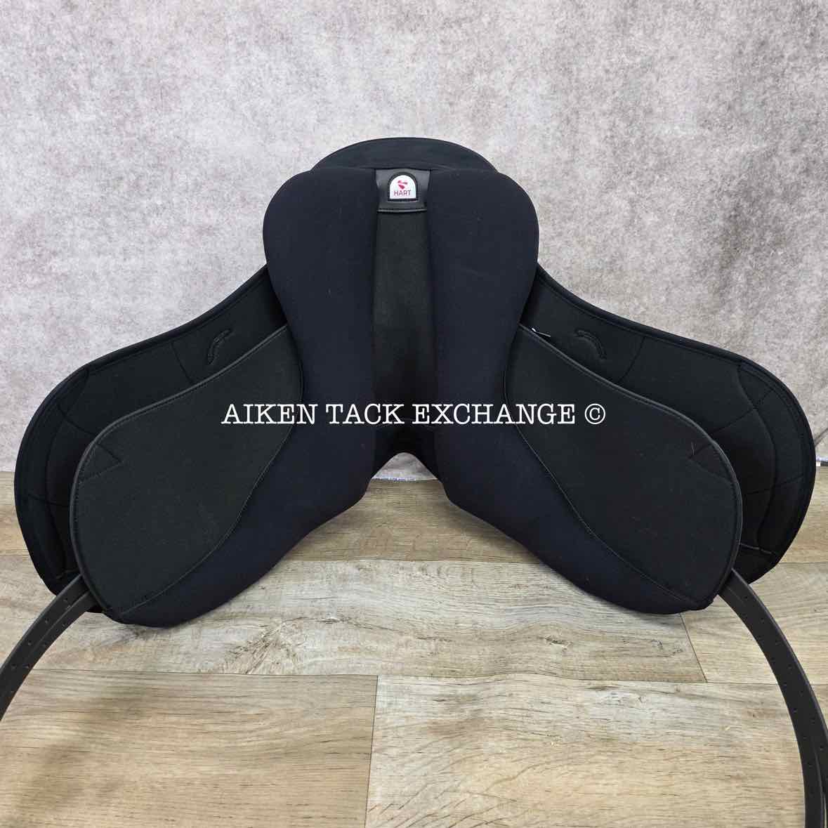 2022 Wintec Lite Wide All Purpose D'Lux Saddle with HART, 17.5" Seat, Adjustable Tree - Changeable Gullet, CAIR Panels