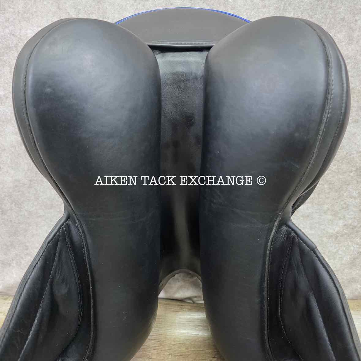2019 Custom Saddlery Wolfgang Omni 2 Monoflap Dressage Saddle, 17.5" Seat, Adjustable Tree, Wool Flocked Hybrid Panels