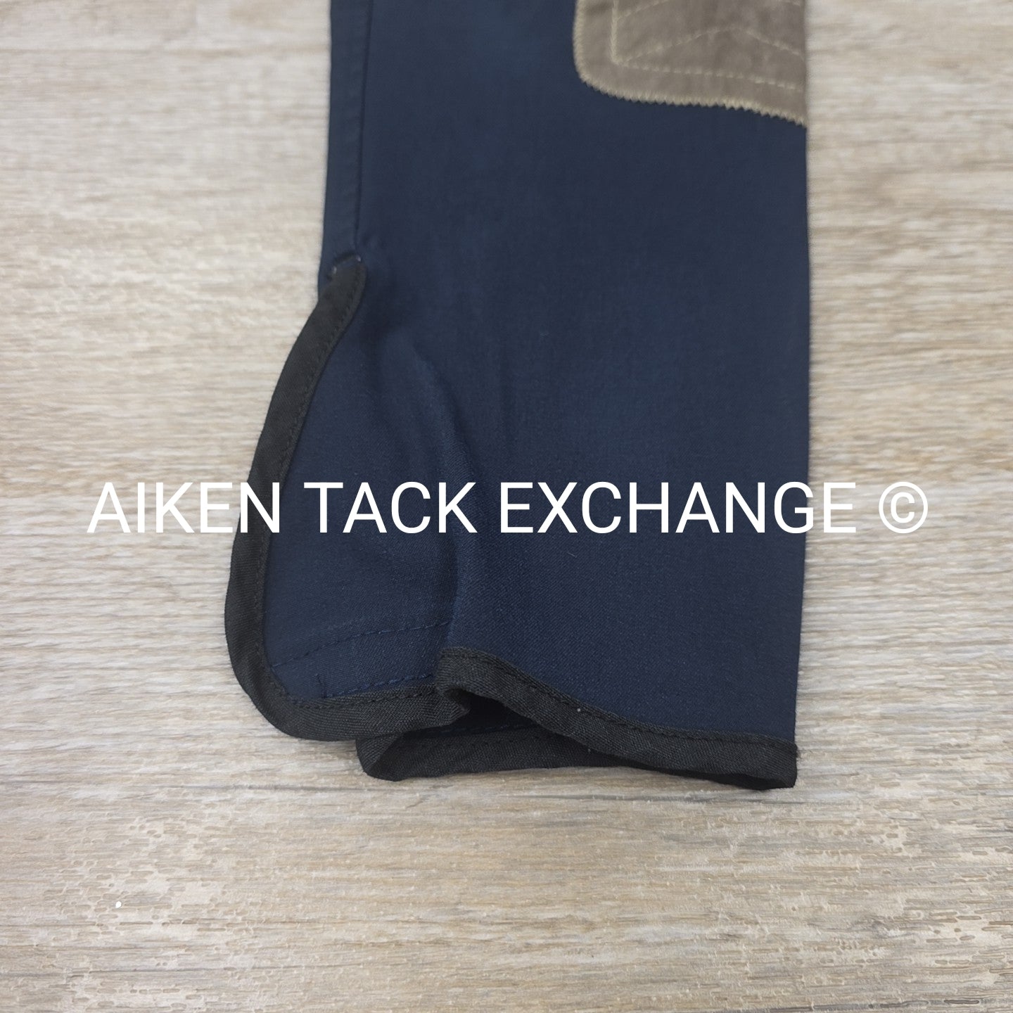 Tailored Sportsman Trophy Hunter Knee Patch Breeches, Size 16