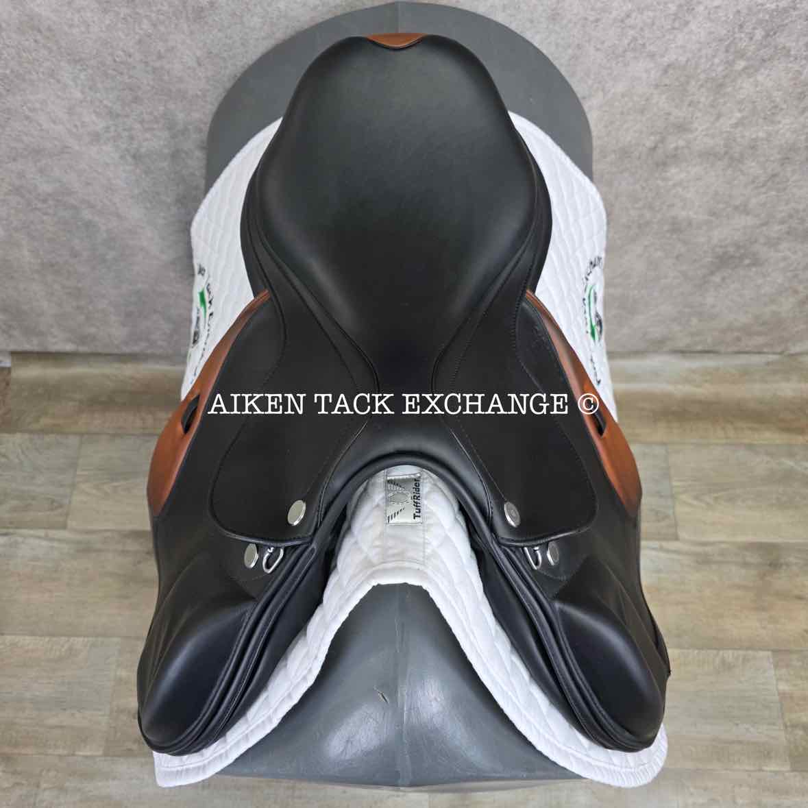 **SOLD** 2024 Prestige Chris Burton K Monoflap Jump Saddle, 17" Seat, 34 Tree -  M/MW, Wool Flocked Panels