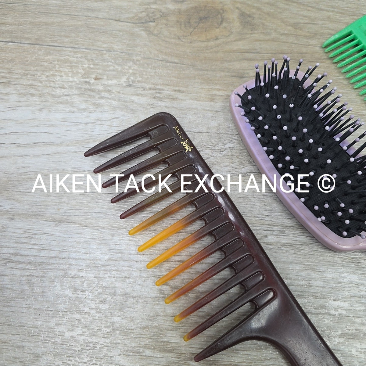 BARGAIN BUNDLE: 2 Combs, 1 Brush, & 1 Curry Comb