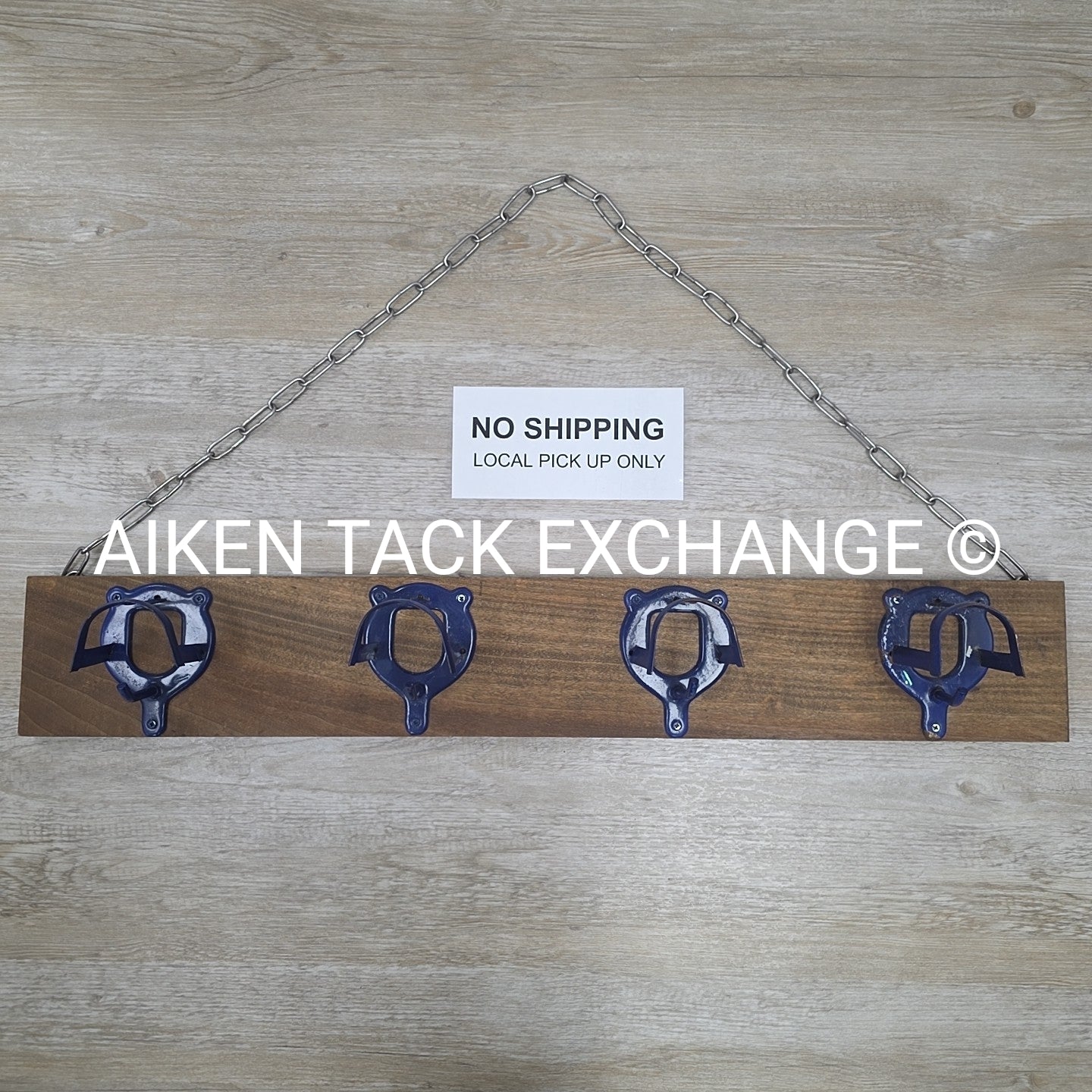 4-Hook Bridle Rack Mounted on Wood with Chain for Hanging